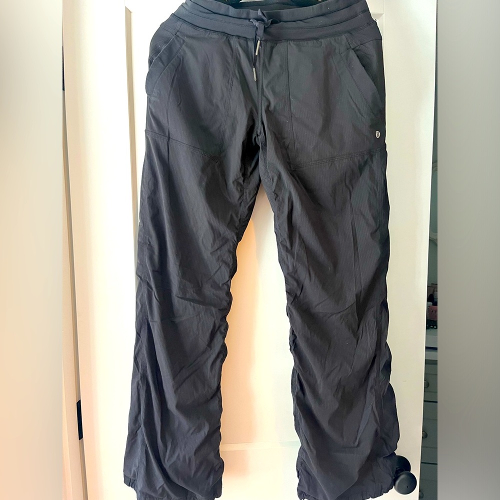 Lululemon lined Dance Studio pants. Size 6. Black. Good condition.